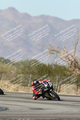 media/Dec-01-2025-Moto Forza (Mon) [[2daa91e15f]]/2-Intermediate Group/Session 3 (Turn 3)/